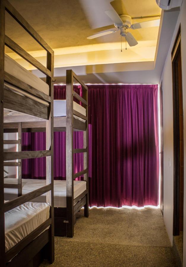 Los Muertos Hostal Puerto Vallarta Eksteriør billede